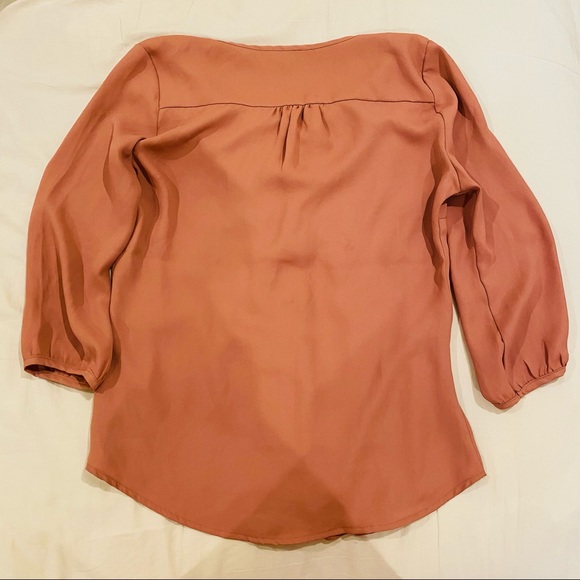 🌻 2 for $5 | Forever 21 Blouse - Picture 2 of 5